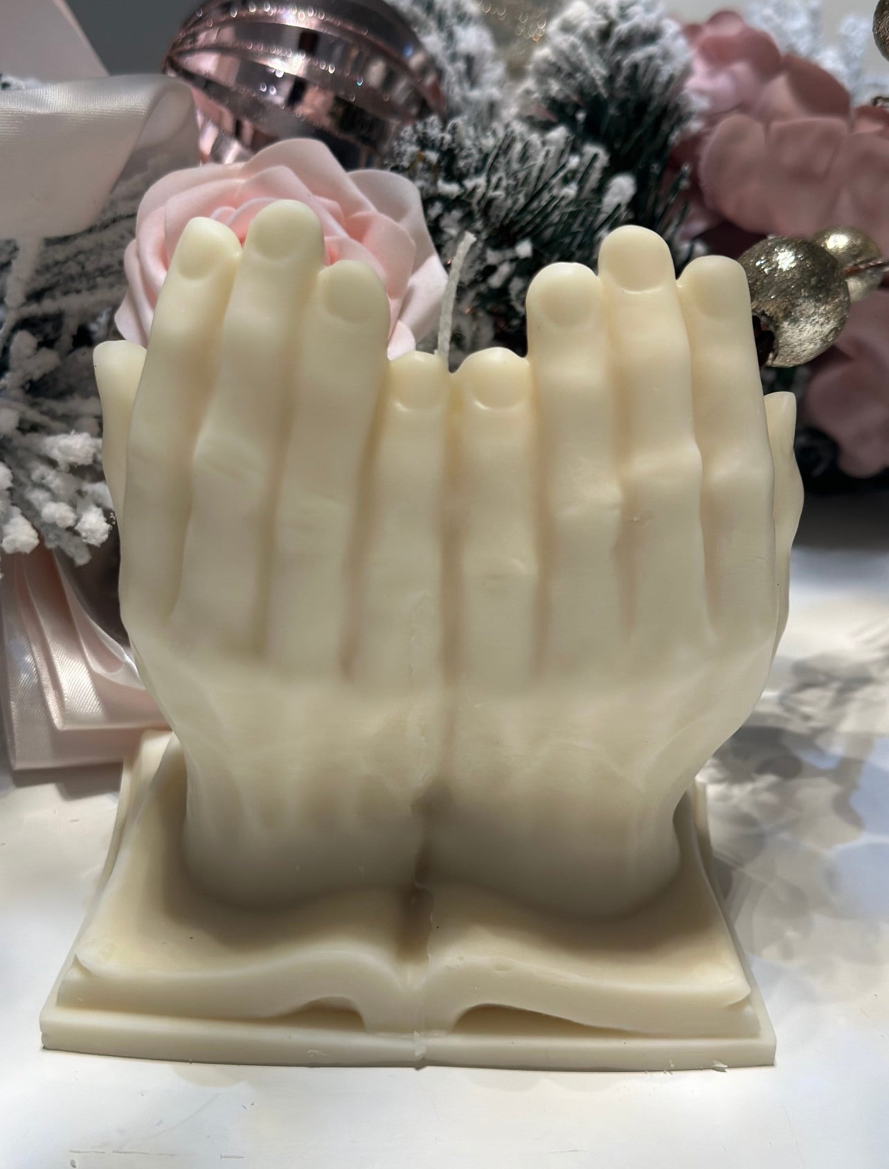 Last Dinner In Praying Hands Candle