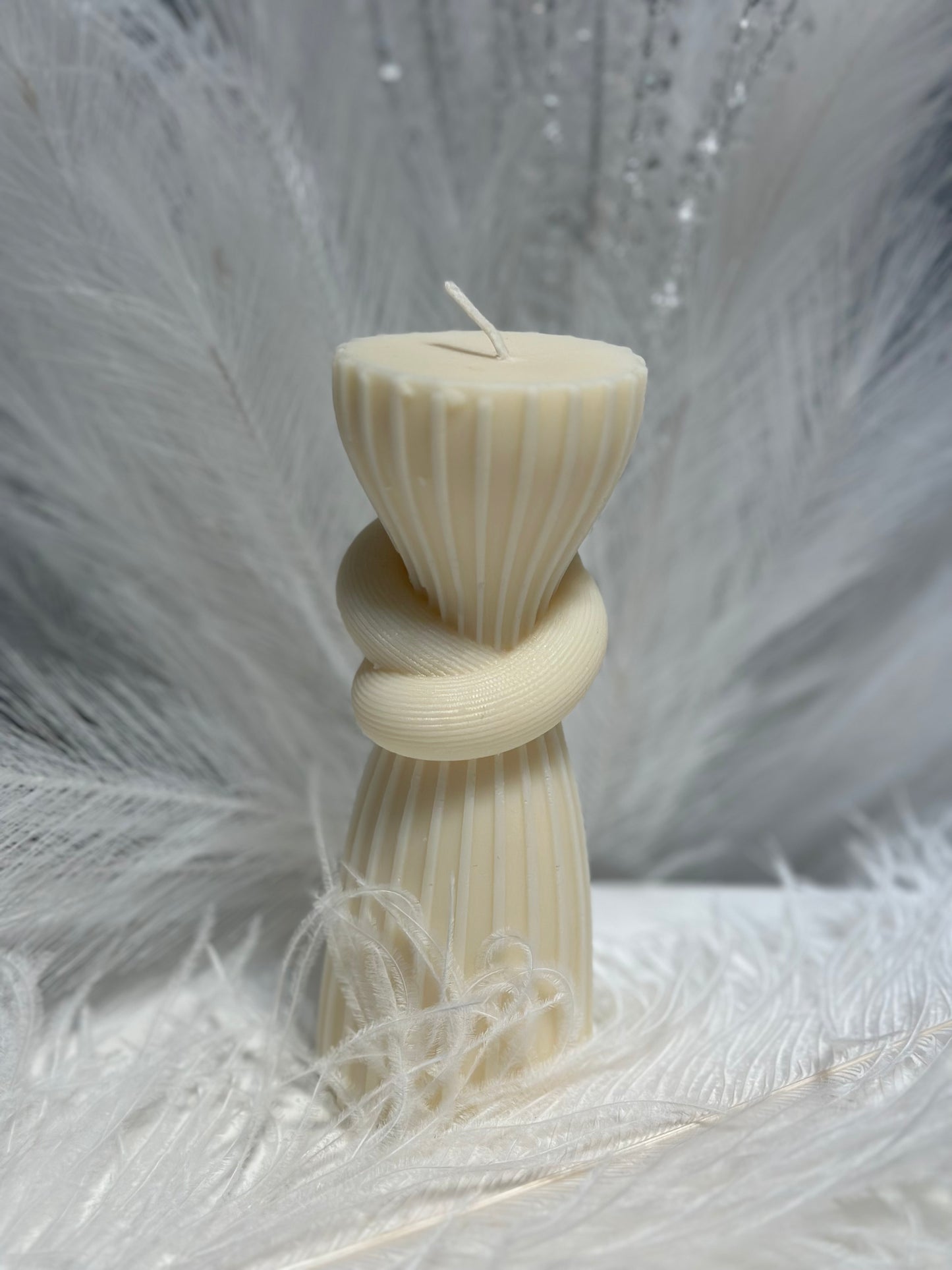 Vertical Stripe Rope Knot Column Candle